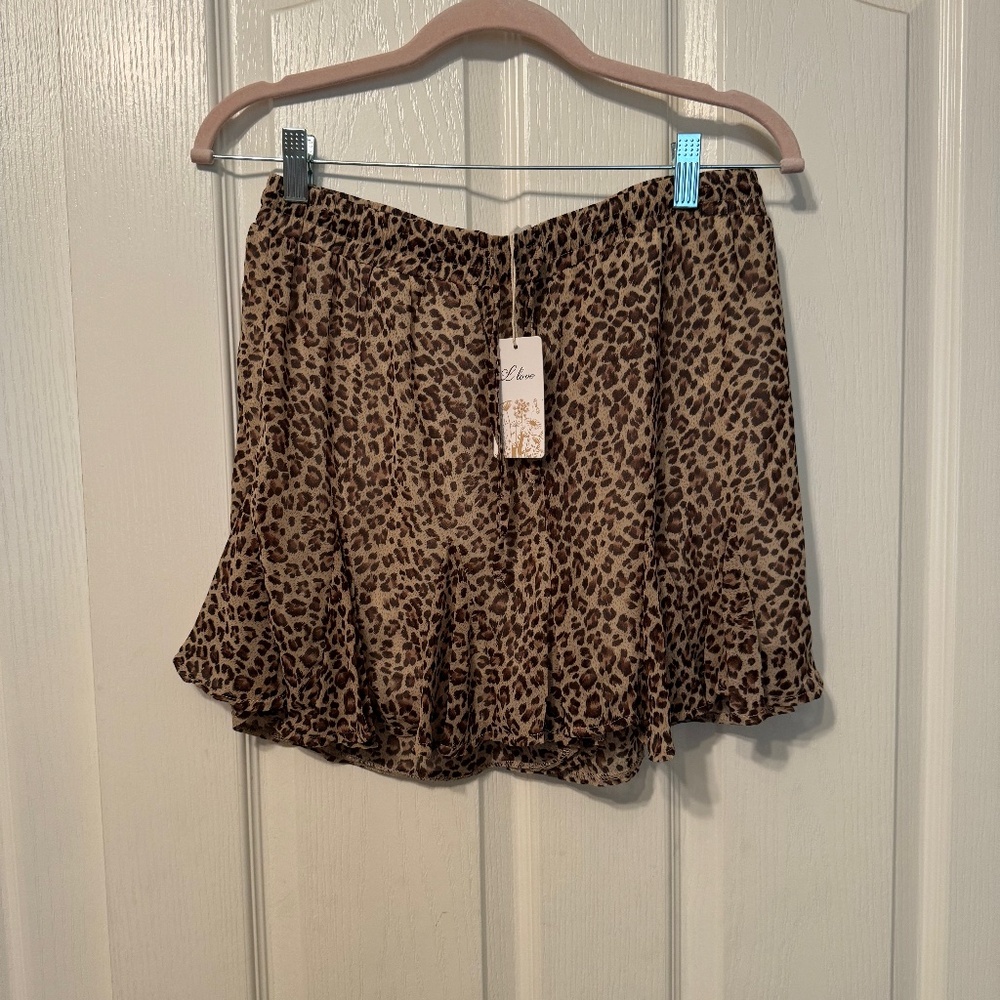 Leopard Print Ruffle Shorts